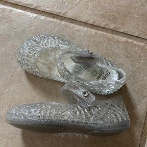 Girls silver jelly shoes